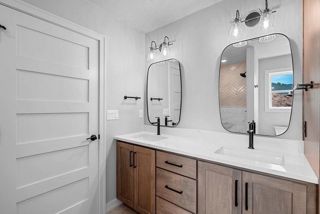340 BAYWOOD TRAIL, Green Bay, WI 54311