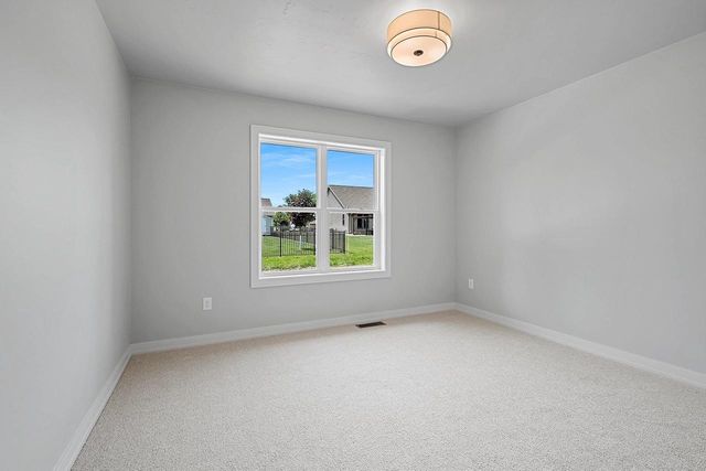 340 BAYWOOD TRAIL, Green Bay, WI 54311