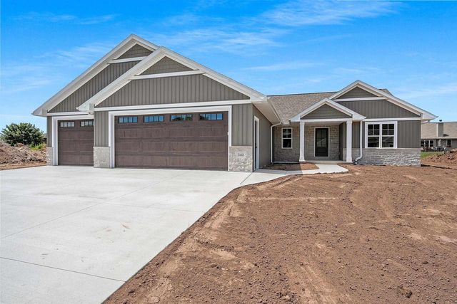 340 BAYWOOD TRAIL, Green Bay, WI 54311