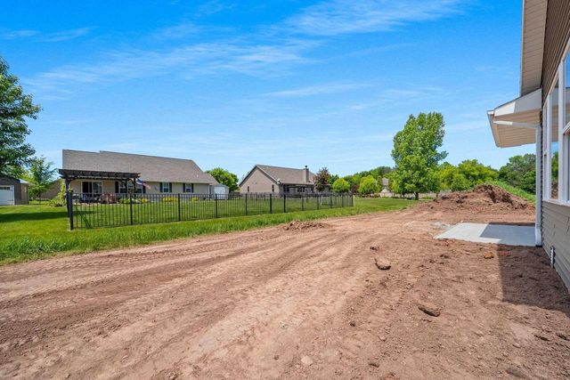 340 BAYWOOD TRAIL, Green Bay, WI 54311