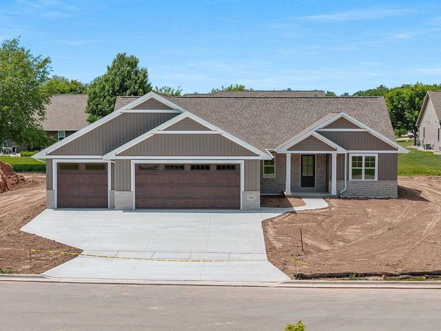 340 BAYWOOD TRAIL, Green Bay, WI 54311