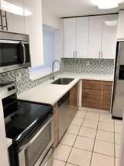 8015 SW 107th Ave 120, Miami, FL 33173