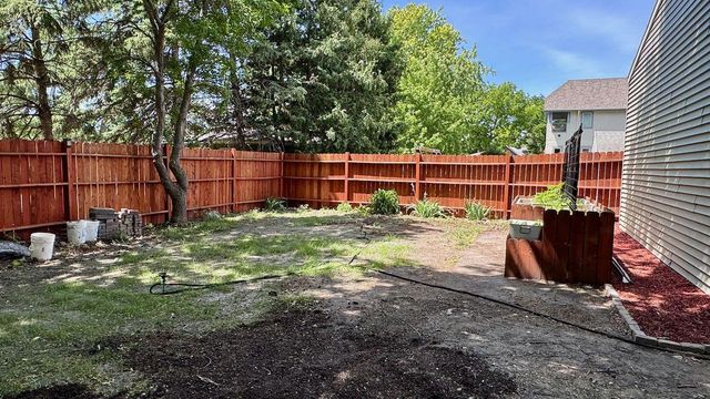 326 Elmwood Avenue S, Fargo, ND 58103