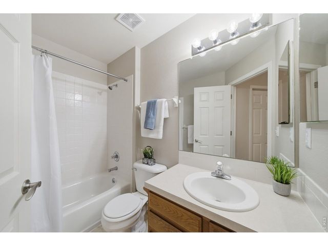 2449 Anemonie Ct, Loveland, CO 80537
