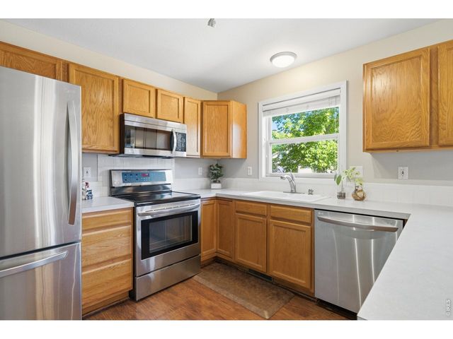 2449 Anemonie Ct, Loveland, CO 80537