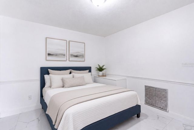1124 KING ARTHUR COURT, Valrico, FL 33594