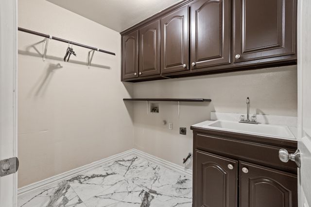 2308 Megan Way, Arlington, TX 76016