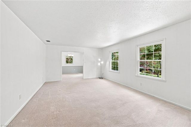 1045 S Magnolia Street, Mooresville, NC 28115