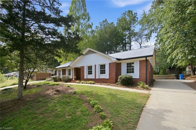 1045 S Magnolia Street, Mooresville, NC 28115