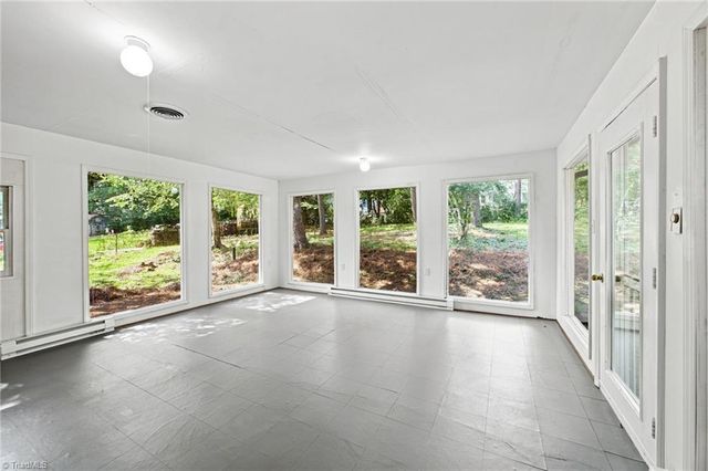1045 S Magnolia Street, Mooresville, NC 28115