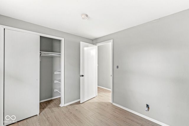 7221 Hague Road, Indianapolis, IN 46256