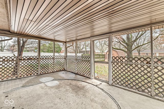 7221 Hague Road, Indianapolis, IN 46256