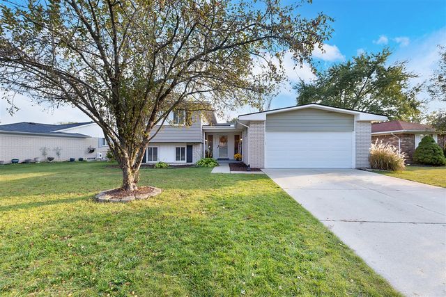 43875 Leeann Lane, Canton, MI 48187