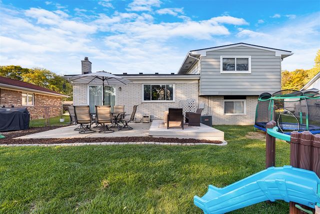 43875 Leeann Lane, Canton, MI 48187