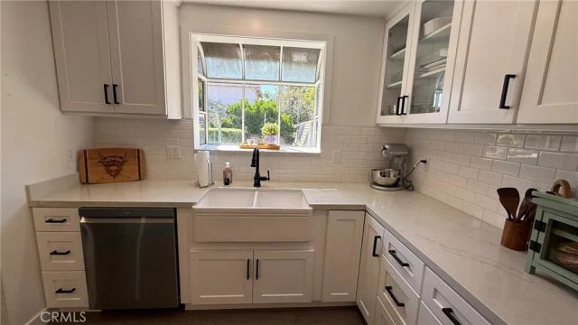 205 N Heathdale, Covina, CA 91722
