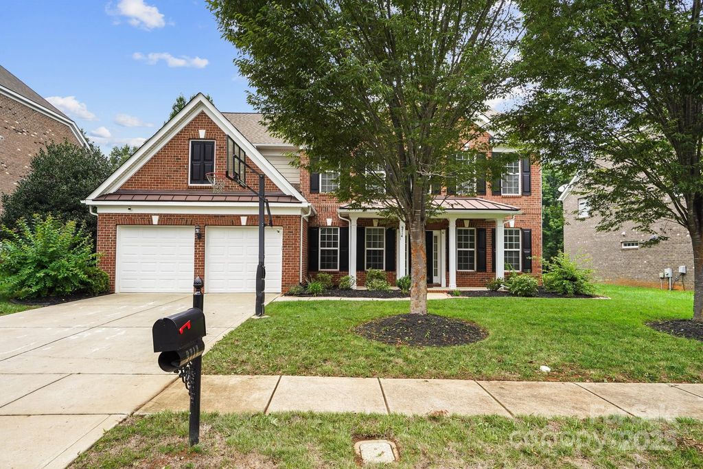 9714 Woburn Road, Charlotte, NC 28277