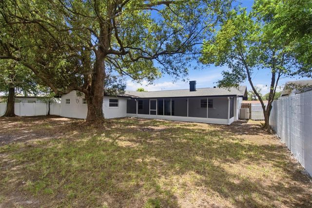 2733 CASTLE OAK AVENUE, Orlando, FL 32808