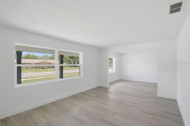 2733 CASTLE OAK AVENUE, Orlando, FL 32808