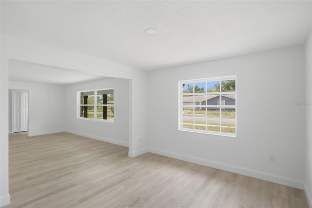 2733 CASTLE OAK AVENUE, Orlando, FL 32808