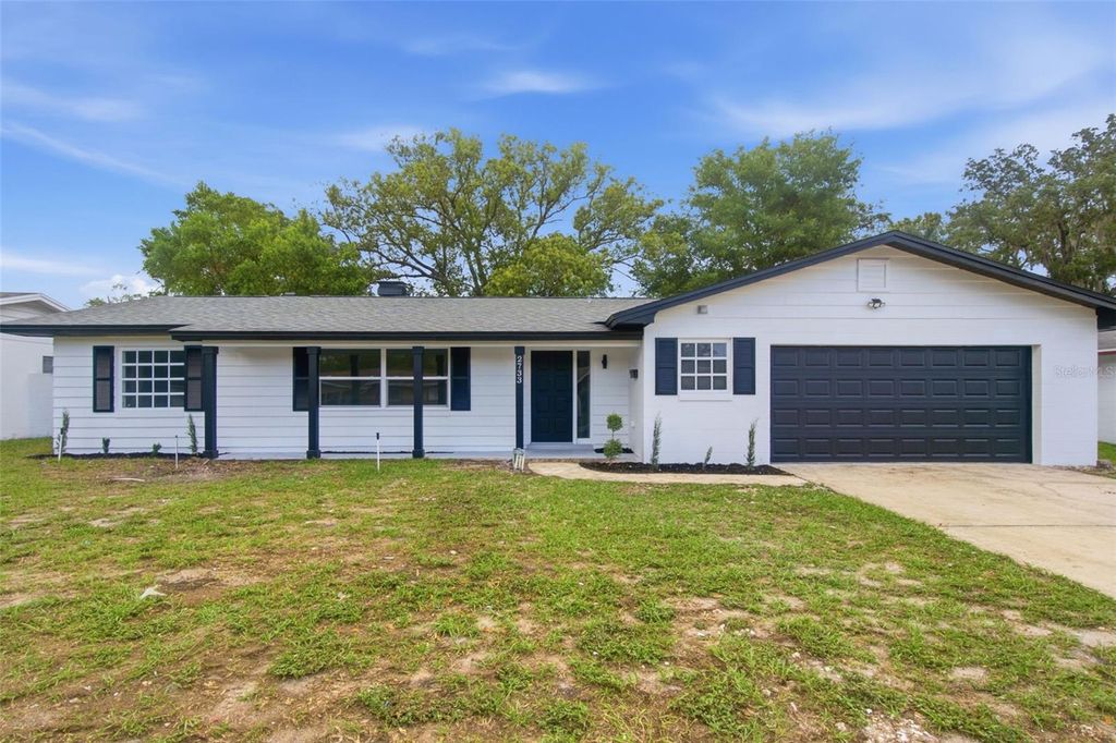 2733 CASTLE OAK AVENUE, Orlando, FL 32808