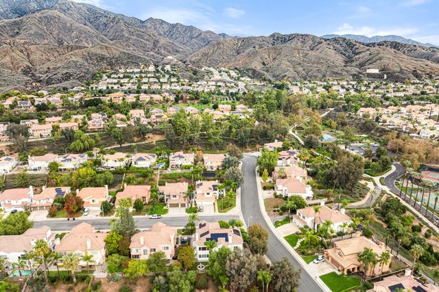 29171 Maplewood Pl, Highland, CA 92346