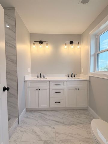 9 Acton Rd 4, Chelmsford, MA 01824