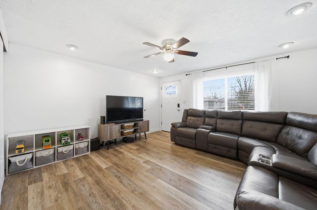 3371 Devin Road, Grove City, OH 43123