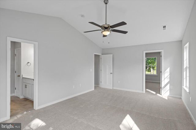 327 YORKTOWN BLVD, Locust Grove, VA 22508