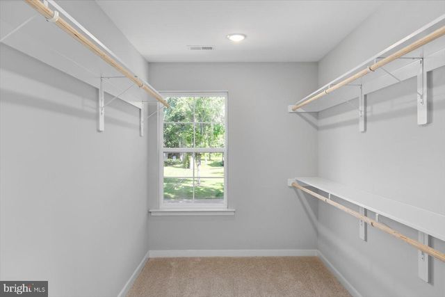 327 YORKTOWN BLVD, Locust Grove, VA 22508