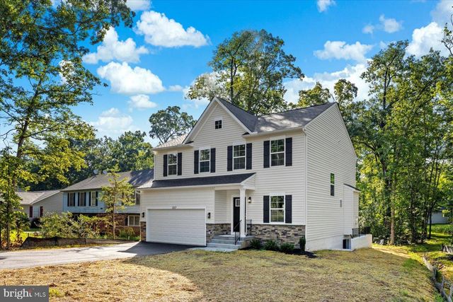 327 YORKTOWN BLVD, Locust Grove, VA 22508