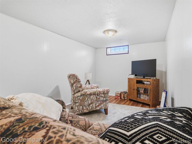 8717 Cologne Drive, Sterling Heights, MI 48314