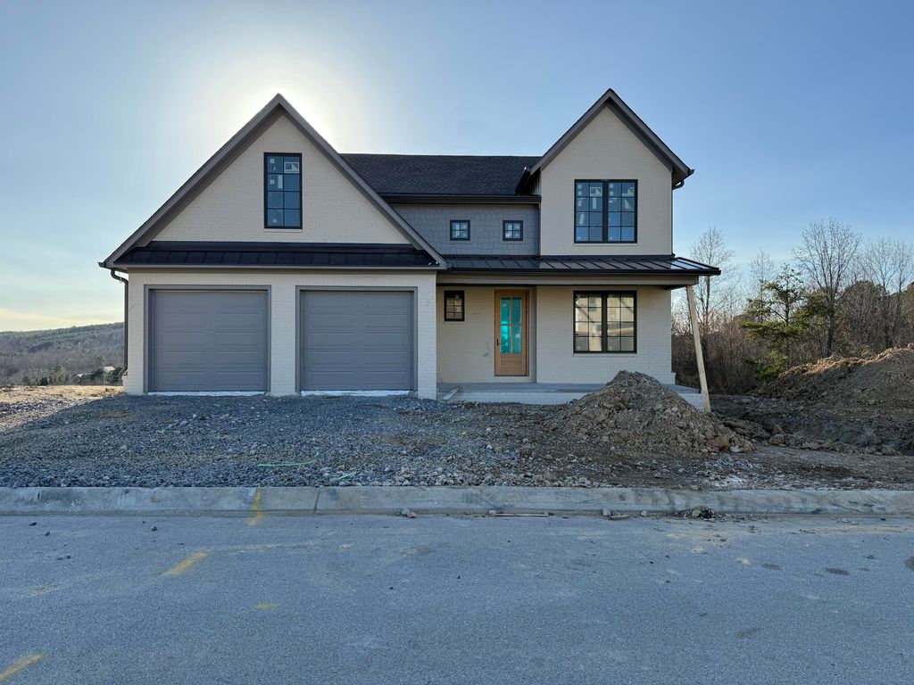 1203 London Woods Way 7, Apison, TN 37302