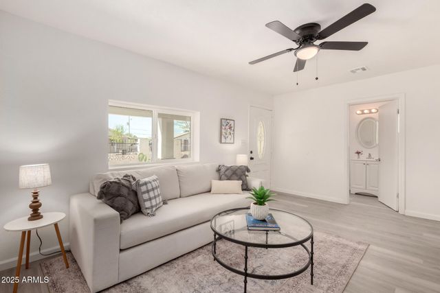 122 E ASH Avenue, Casa Grande, AZ 85122