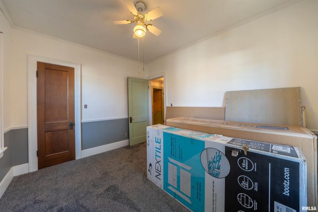 2115 W KELLOGG Avenue, West Peoria, IL 61604