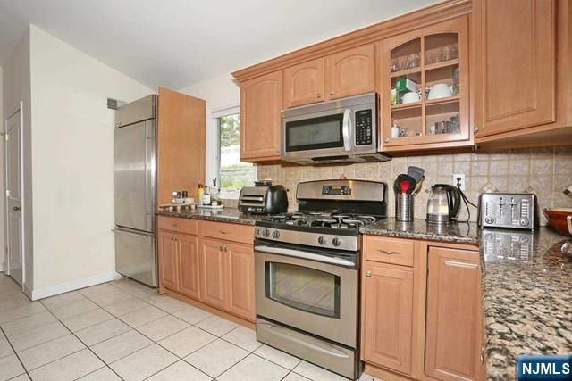 84 12th Street, Cresskill, NJ 07626