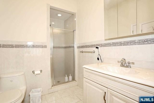 84 12th Street, Cresskill, NJ 07626