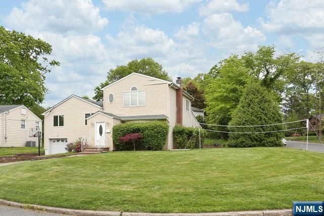 84 12th Street, Cresskill, NJ 07626