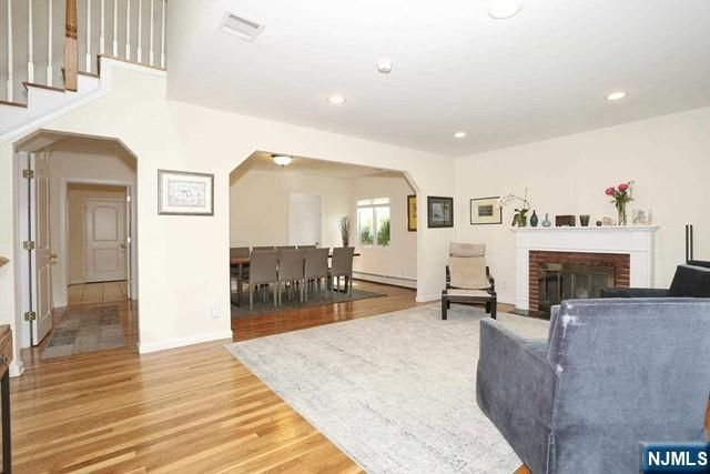 84 12th Street, Cresskill, NJ 07626