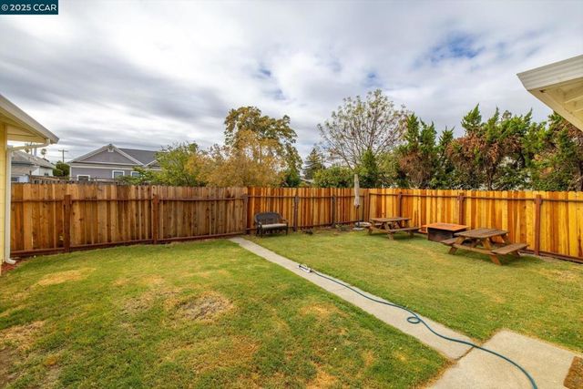 515 Suisun Street, Suisun City, CA 94585