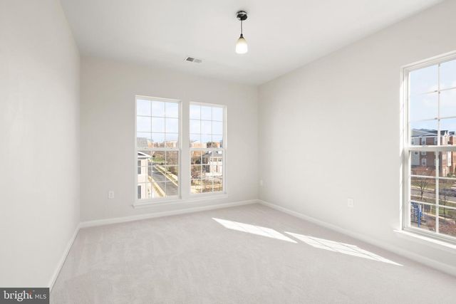 42696 TELFORD TER, Ashburn, VA 20147