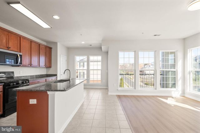 42696 TELFORD TER, Ashburn, VA 20147