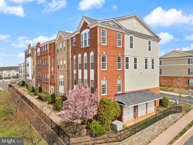 42696 TELFORD TER, Ashburn, VA 20147