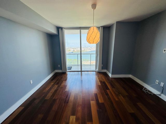 50 Biscayne Boulevard 2108, Miami, FL 33132