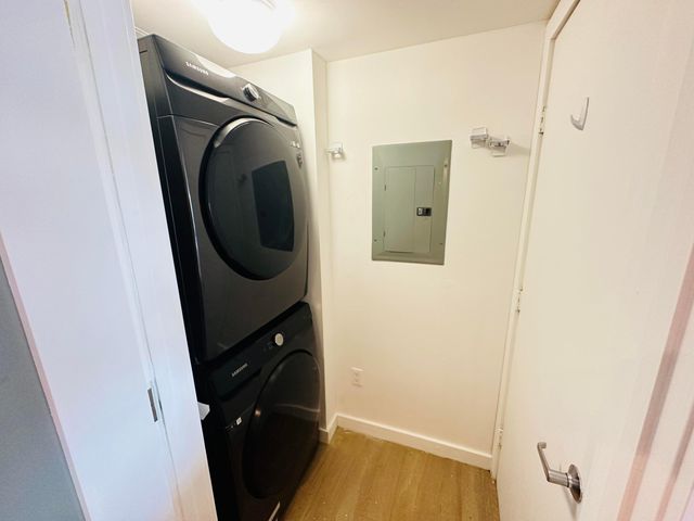 50 Biscayne Boulevard 2108, Miami, FL 33132