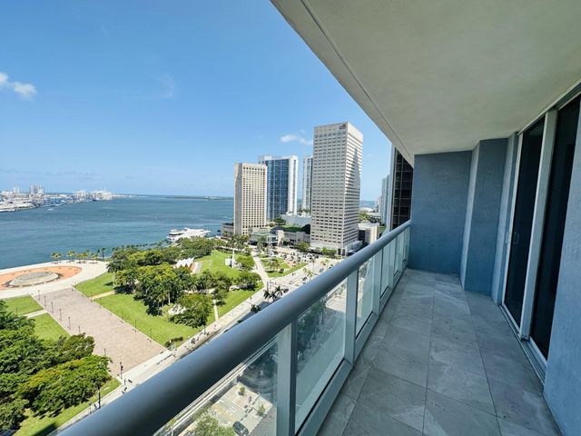 50 Biscayne Boulevard 2108, Miami, FL 33132