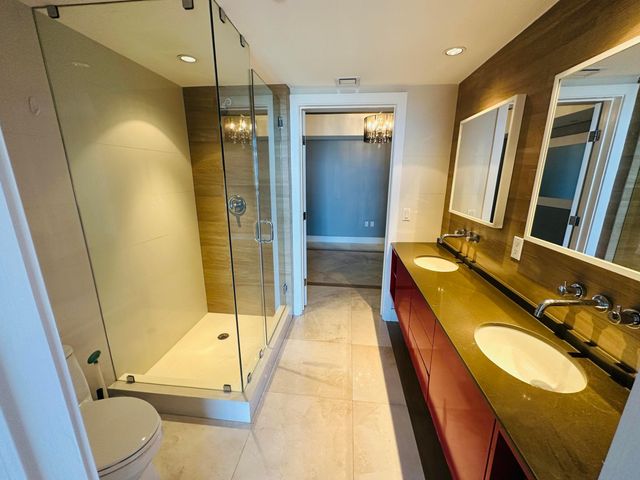 50 Biscayne Boulevard 2108, Miami, FL 33132