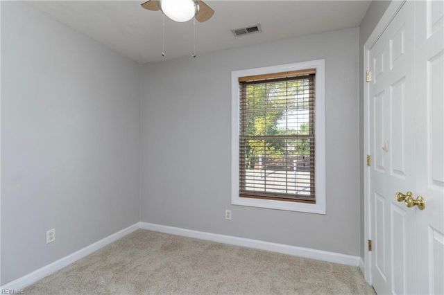 9434 Peachtree ST, Norfolk, VA 23503