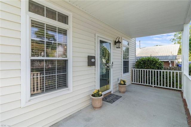 9434 Peachtree ST, Norfolk, VA 23503