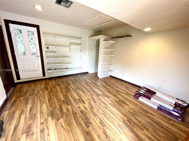 10001 NW 11th Mnr, Coral Springs, FL 33071