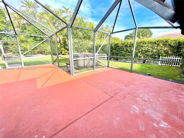 10001 NW 11th Mnr, Coral Springs, FL 33071